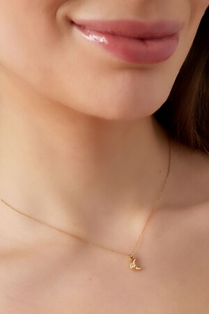Collar sencillo con dije de luna creciente y diamante - oro  h5 Imagen3